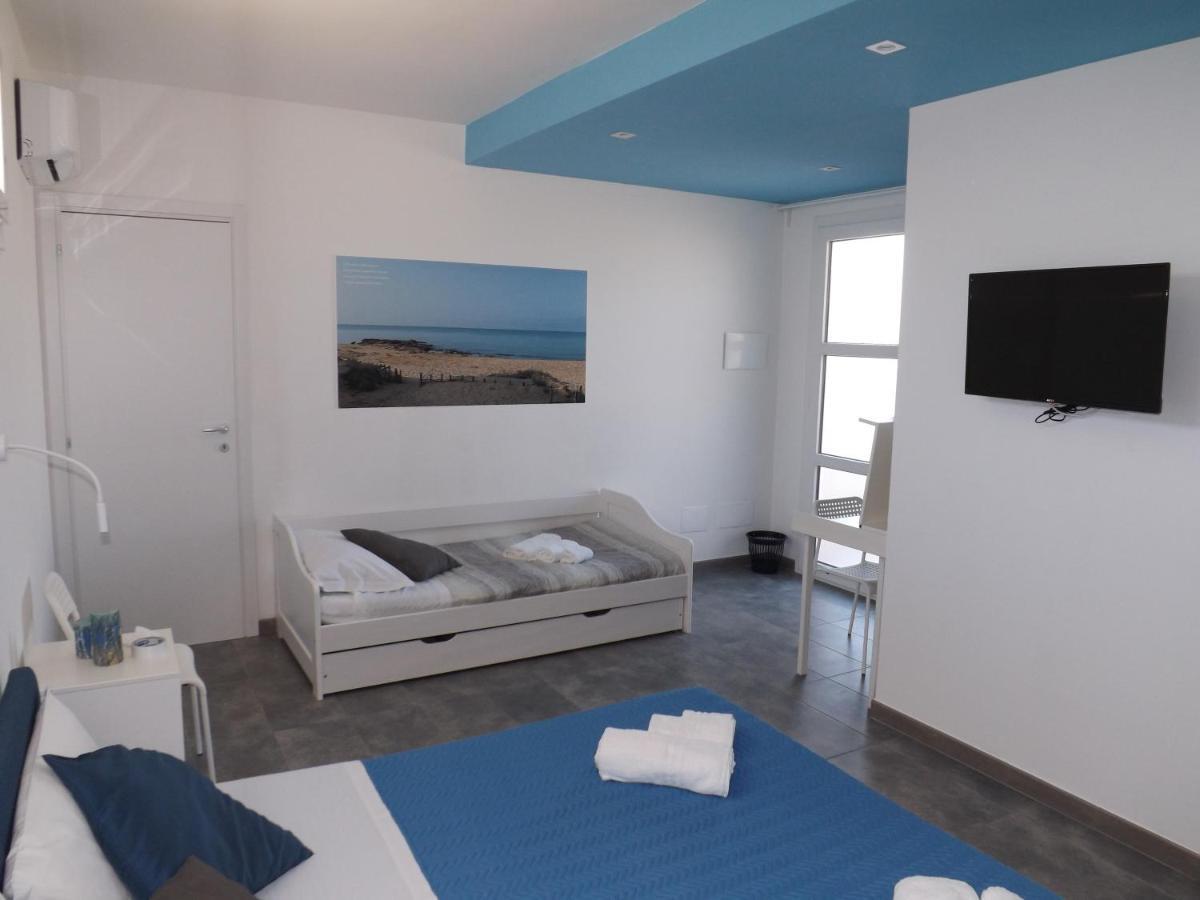Bed and Breakfast La Dimora Di Nto Villaggio Azzurro Exterior foto